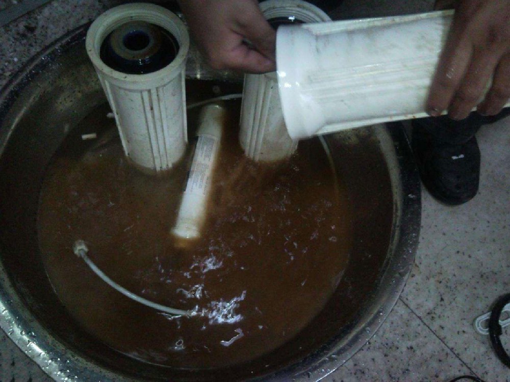 如何確定濾芯達(dá)到該更換的使用壽命？