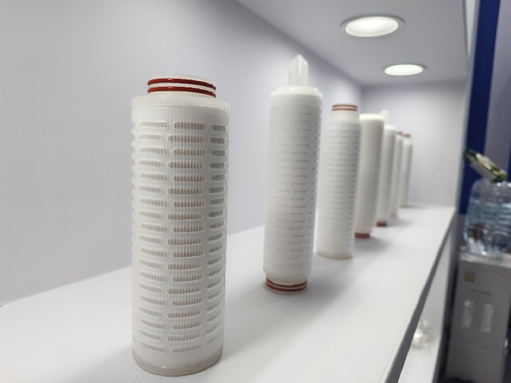 折疊濾芯在醫(yī)藥行業(yè)的四大核心應(yīng)用場景